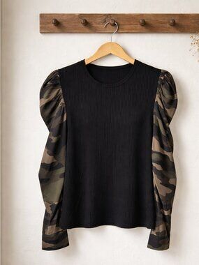 Generation Love Camo Puff Sleeve Top Size Large